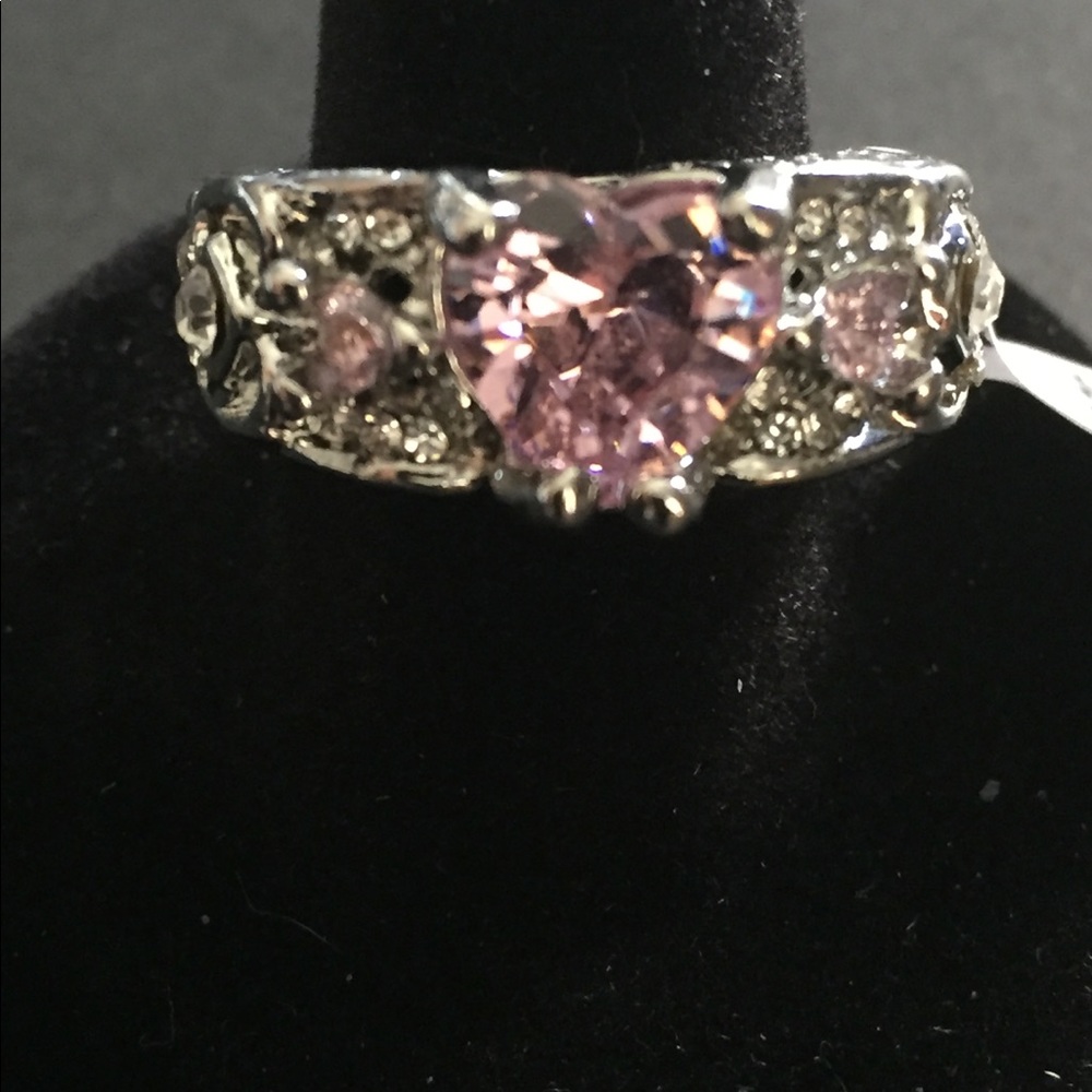 Rings - Picture 2 of 8